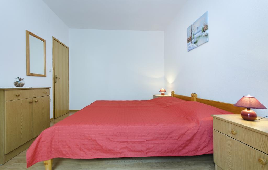 Apartments Ana Baška Voda Kamer foto