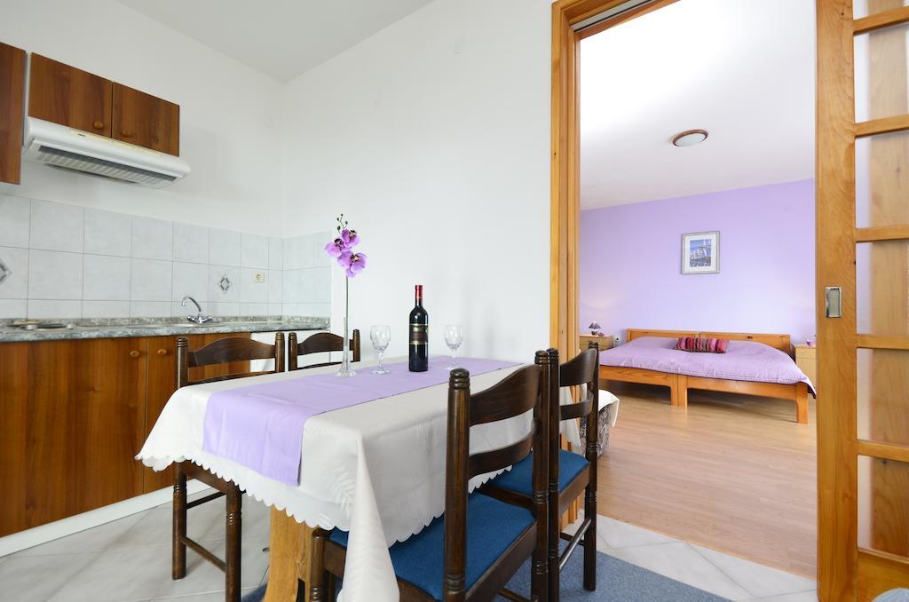 Apartments Ana Baška Voda Buitenkant foto