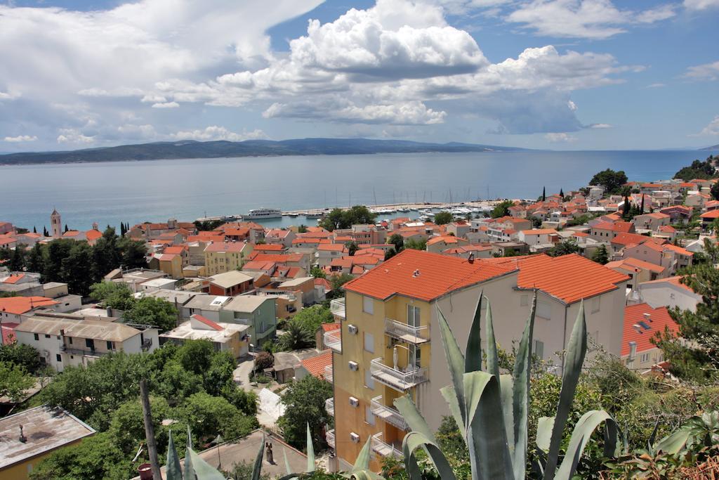Apartments Ana Baška Voda Buitenkant foto