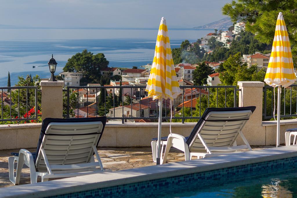 Apartments Ana Baška Voda Buitenkant foto