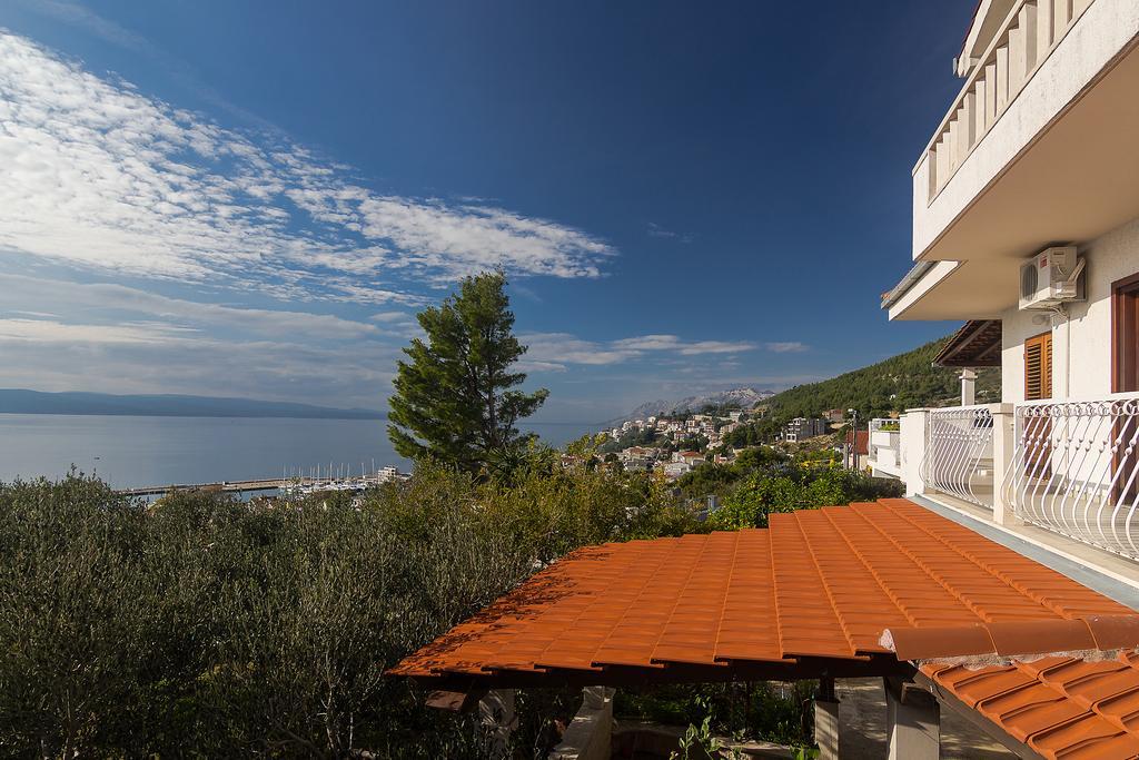 Apartments Ana Baška Voda Buitenkant foto
